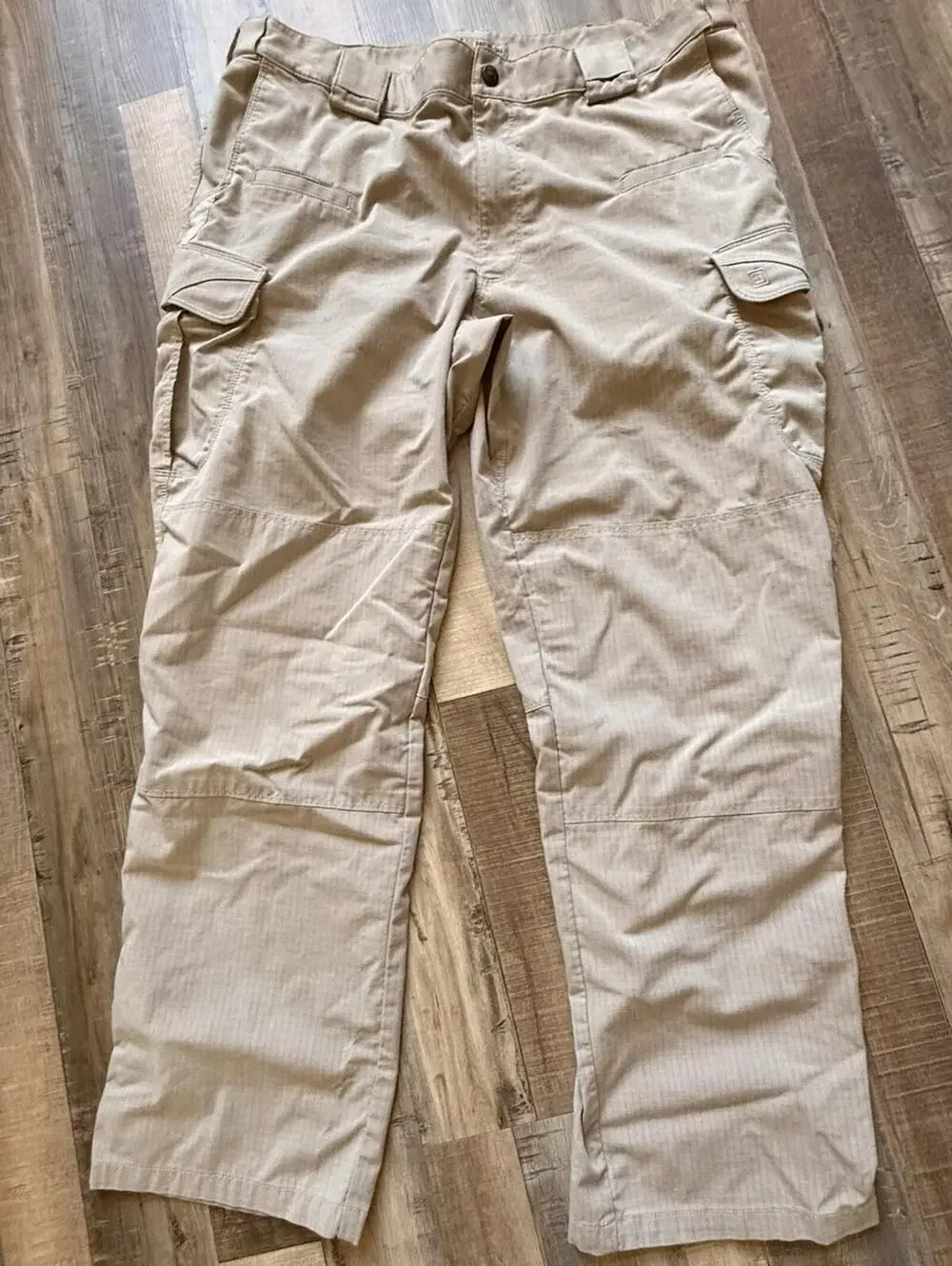 5.11 tactical Cargo Pants Sz 40 X 32 Tan  74369 Series